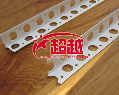 塑料陽角線是一種用于瓷磚90度凸角包角處理的裝飾線條。它以底板為面，在一側(cè)制成90度扇形弧面。